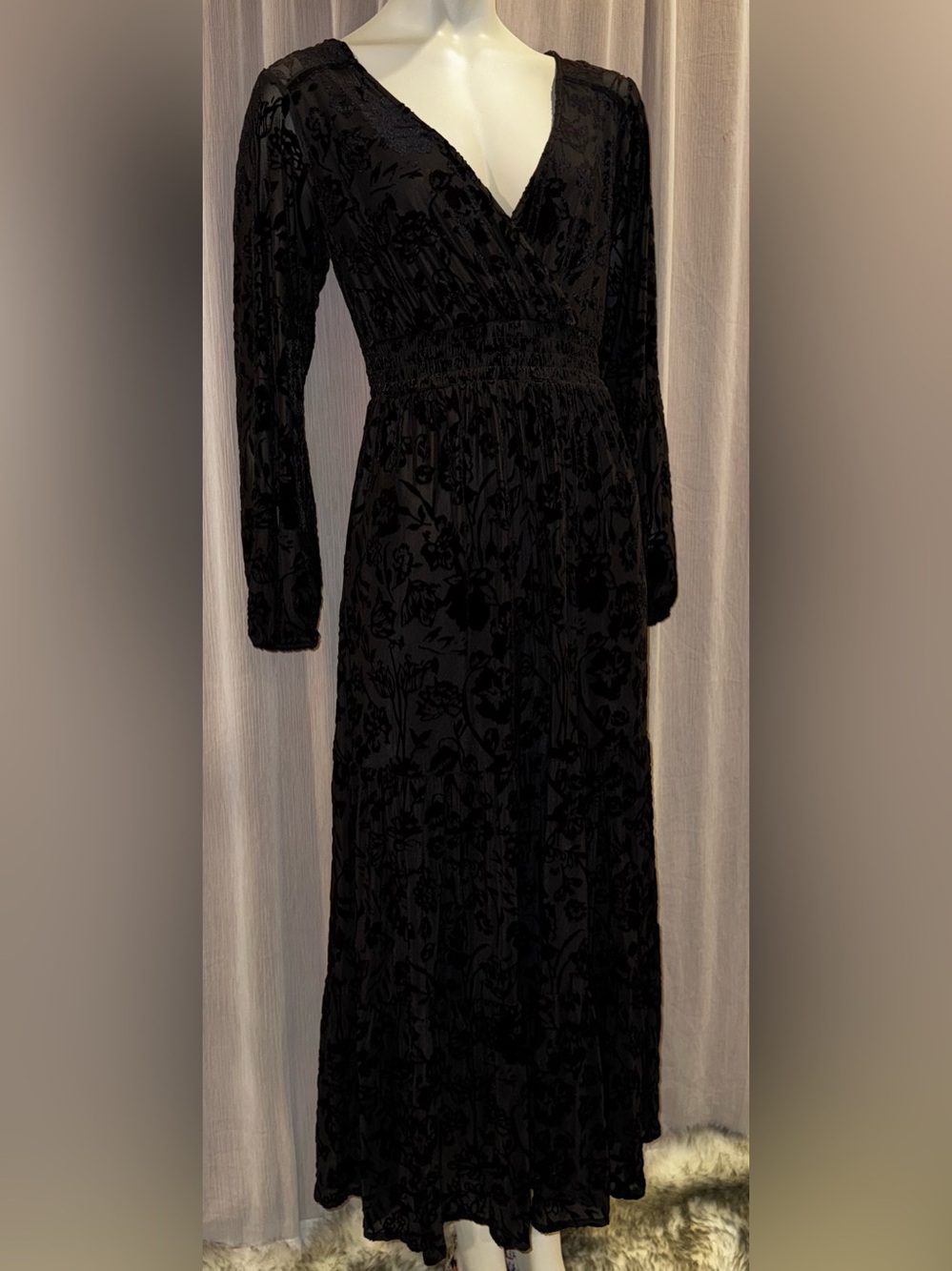 Knox Rose Black Velvet Burnout Floral Smocked Waist Maxi Dress